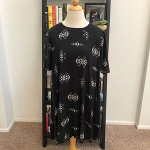 H&M black and white patterned dress